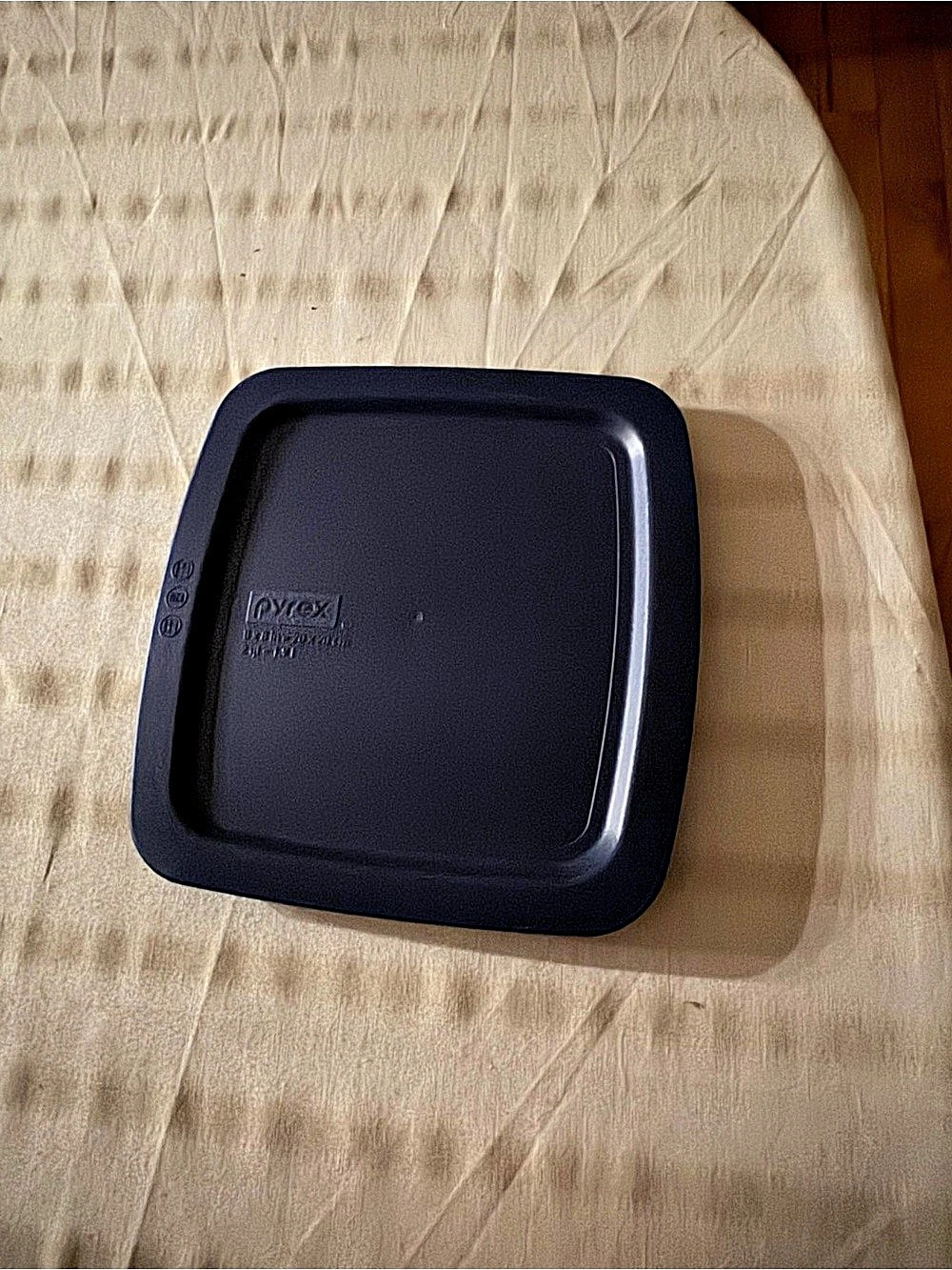 Pyrex Blue  Square replacement lid - Picture 2 of 3
